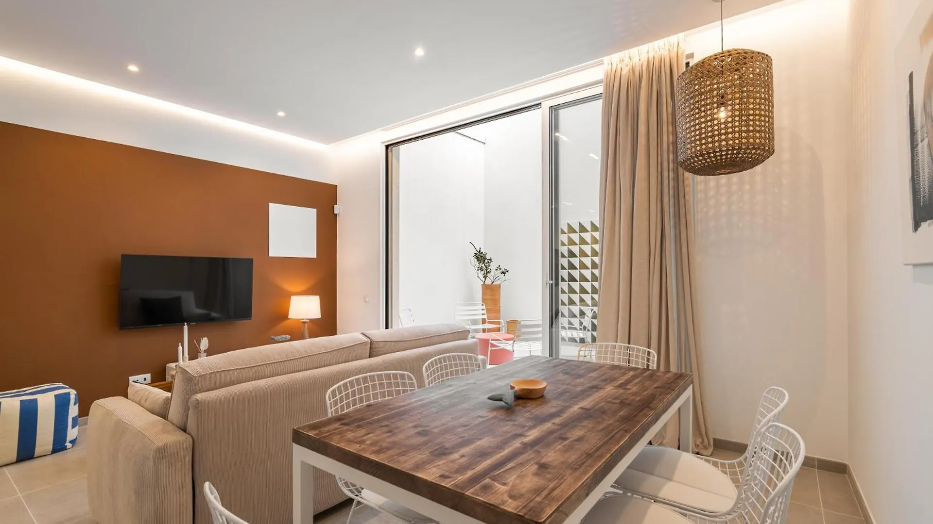 Calella Apartments By Olala Homes 0*,